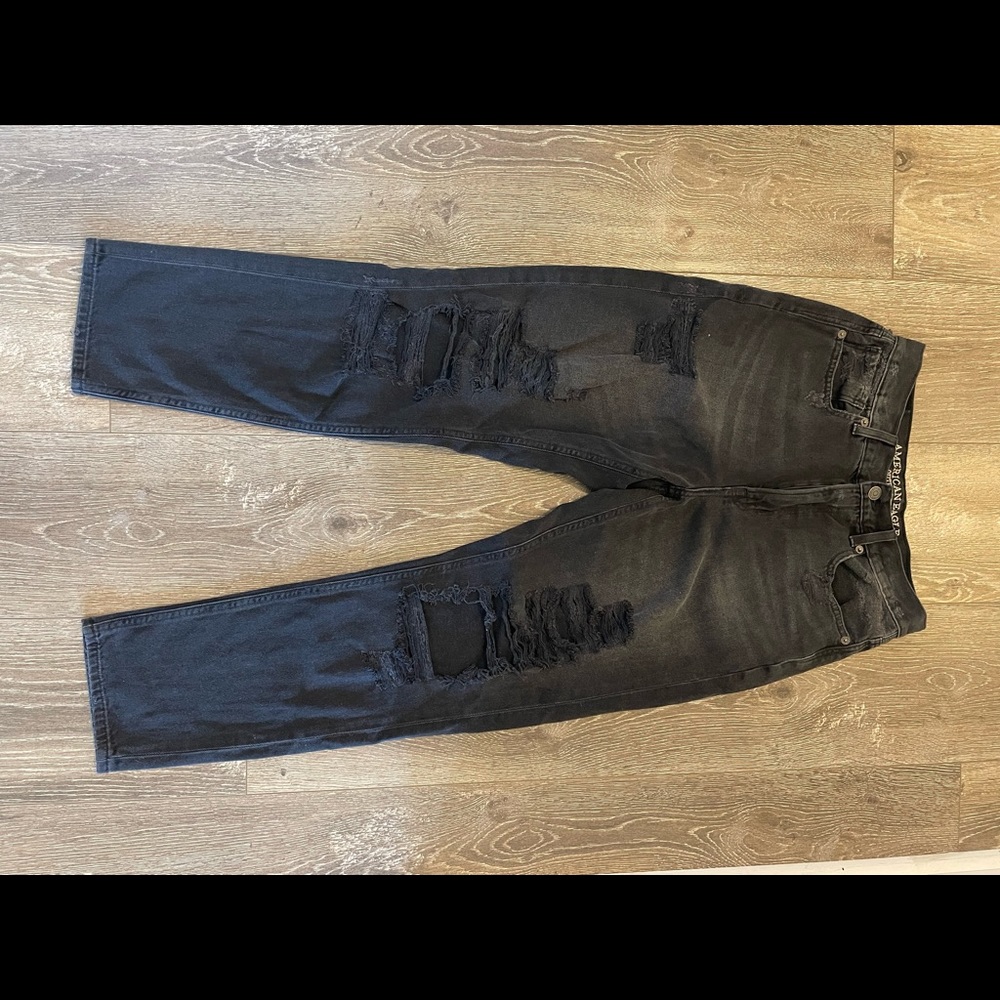Distressed American Eagle High Rise Mom Jeans
